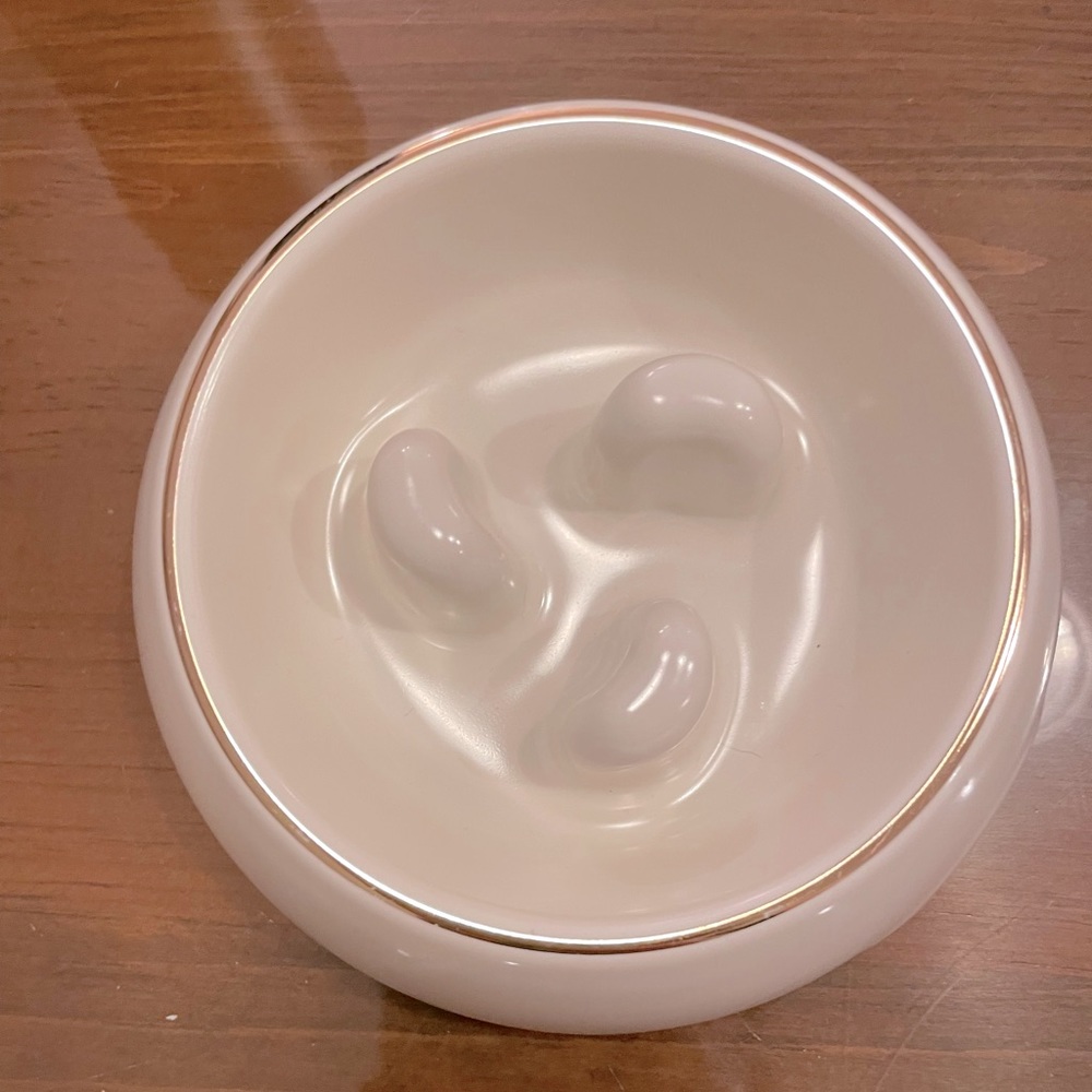 Frisco Melamine Slow Feed Dog & Cat Bowl with Gold Trim, Cream